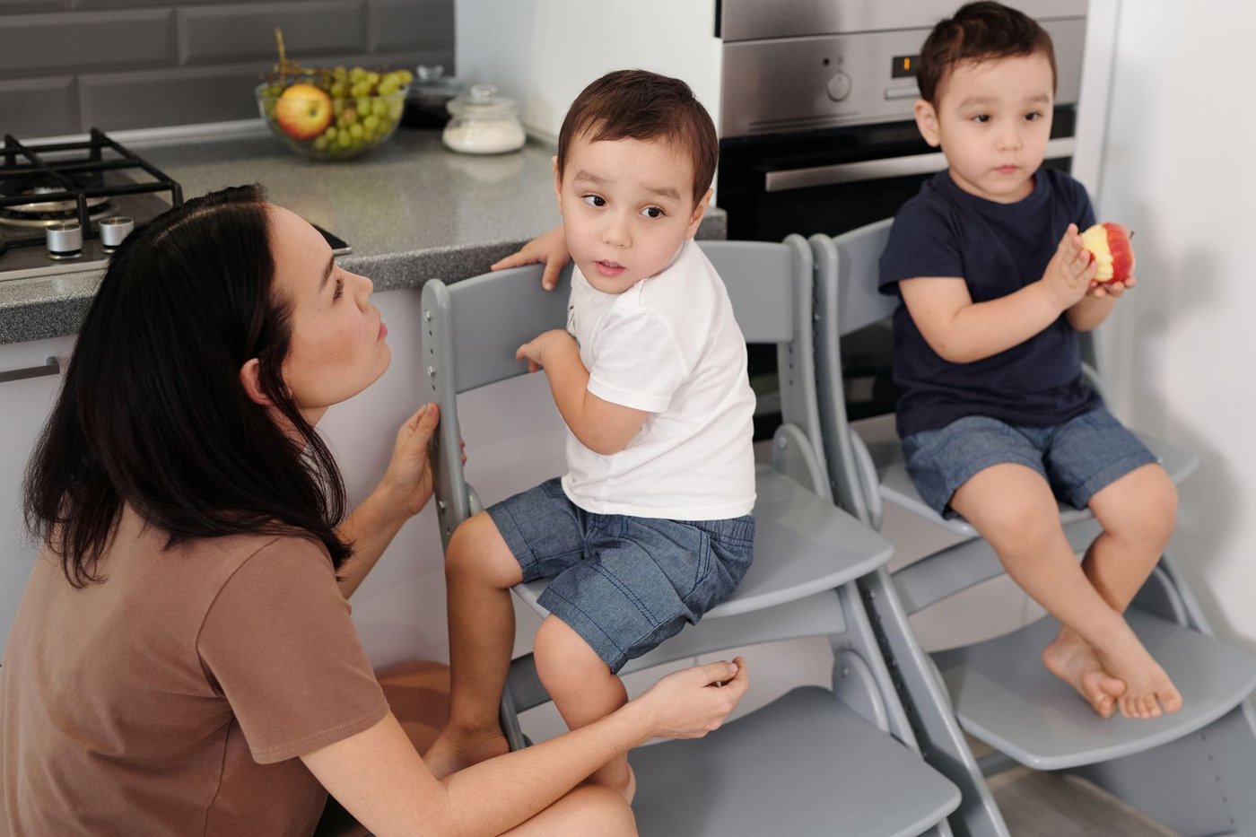 Single mother with her children